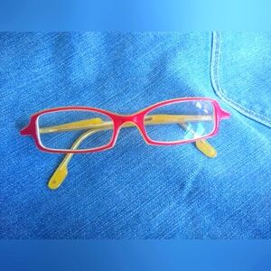 Anne et Valentin bright red and lime idiome